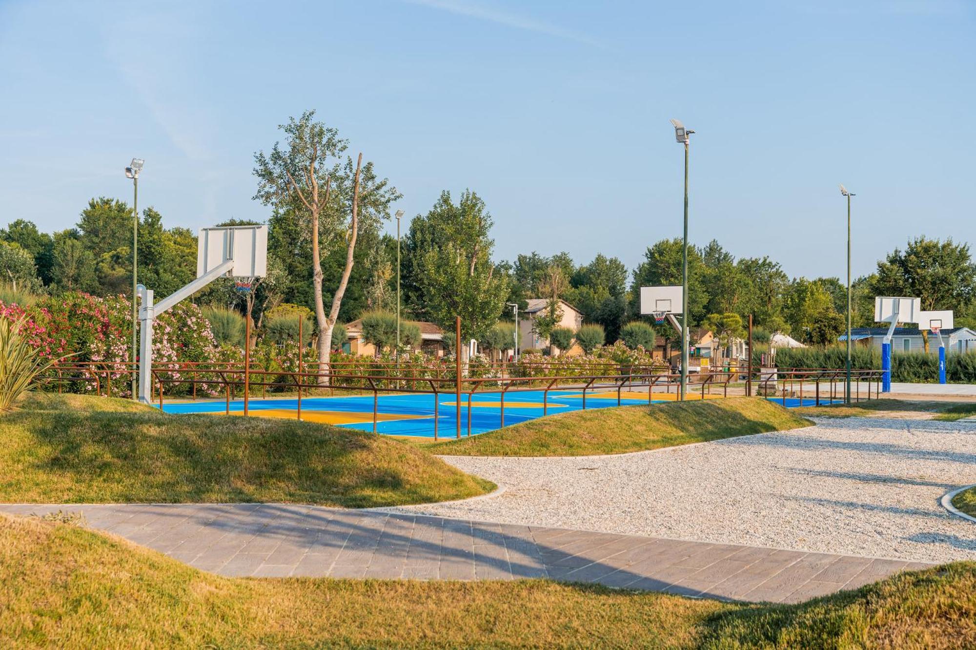 Club Del Sole Spina Family Collection Hotel Лидо ди Спина Екстериор снимка